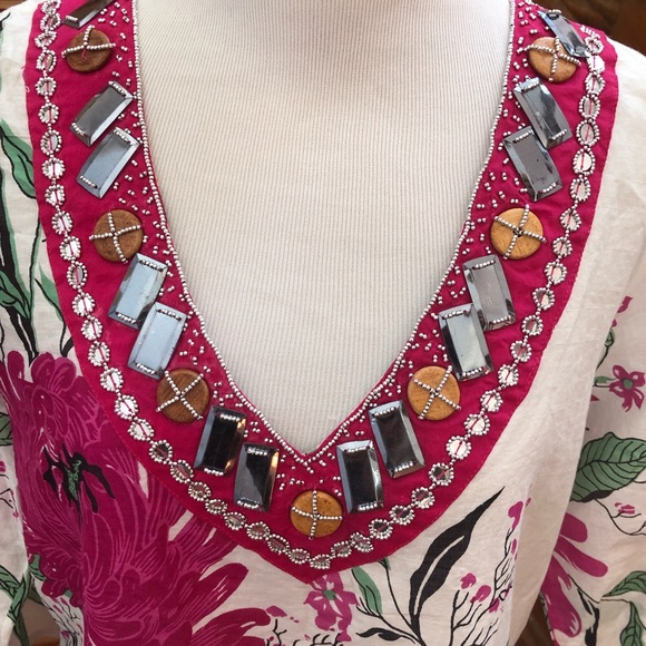 NWT ShanaK Tunic With Beading Size L - Picture 2 of 5